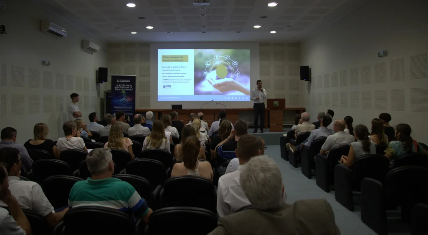 GONZALO TURRI: “LAS EXIGENCIAS DEL MUNDO SON UNA OPORTUNIDAD PARA EL DESARROLLO DE NUESTRA REGIÓN”