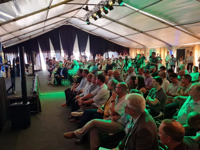 LA LEHMANN CELEBRA LA APERTURA DE “LOKAL”, SU NUEVA FÁBRICA DE ALIMENTOS BALANCEADOS PARA PERROS Y GATOS