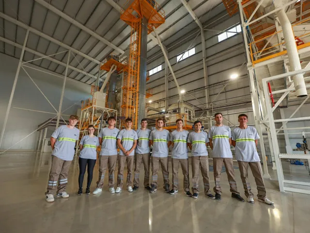 LA LEHMANN CELEBRA LA APERTURA DE “LOKAL”, SU NUEVA FÁBRICA DE ALIMENTOS BALANCEADOS PARA PERROS Y GATOS